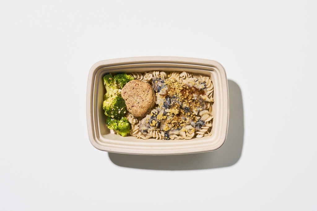 Mushroom Alfredo Fusilli