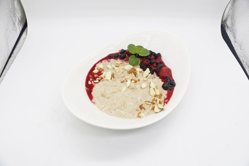 [CLb1a] Almond Milk Bircher Muesli with Berry Nut Mix